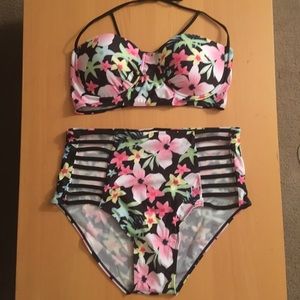 🌺New!!! Plus Size Floral High Waist Bikini